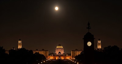 दिल्ली में 28 मार्च को अर्थ आवर के तहत रात 8:30 से 9:30 बजे तक लाइट्स बंद रहेंगी. (AI फोटो)