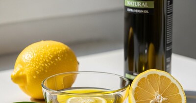 ऑलिव ऑयल और नींबू का कॉम्बिनेशन. 