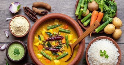 घर पर बनाएं ऑथेंटिक सिंधी कढ़ी