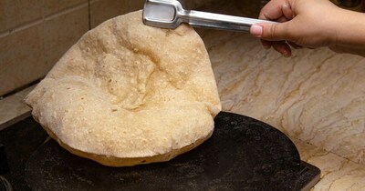 নরম ও ফুলকো রুটি চান? এই একটি ভুল শুধরে নিন, ম্যাজিক দেখুন!