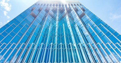 उंच इमारतींमध्ये काचेचा वापर का? सौंदर्यापलीकडची अभियांत्रिकी रहस्ये उघड.