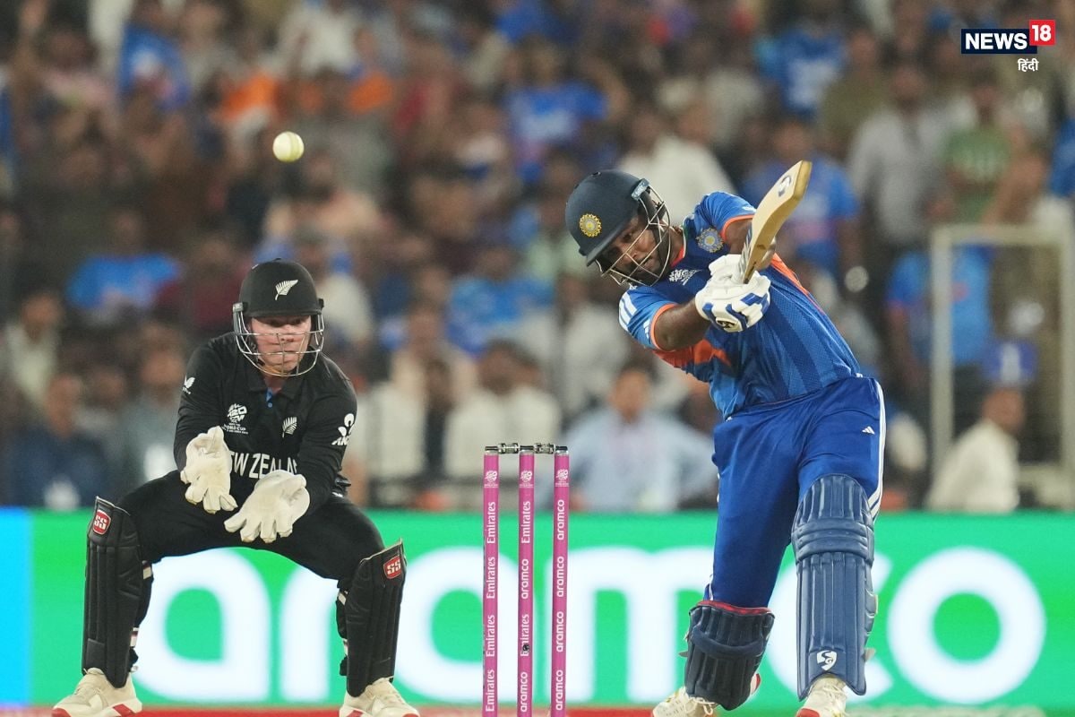 Ind vs NZ Final Live Score: न्यूजीलैंड के सामने 256 रन की मुश्किल चुनौती, भारत ने पहले ही ओवर में गंवाया मौका