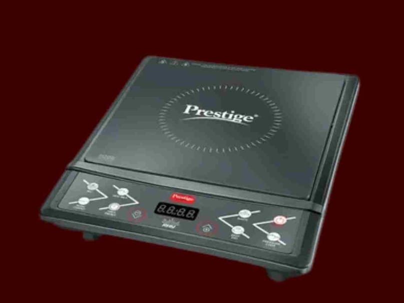 हीटिंग जोन के हिसाब से बर्तन चुनें- हमेशा ऐसा बर्तन इस्तेमाल करें जिसका बेस हीटिंग जोन के साइज से मेल खाता हो. गलत साइज का बर्तन रखने से कुकिंग की एफिशिएंसी कम हो सकती है. हीटिंग जोन के हिसाब से बर्तन चुनें- हमेशा ऐसा बर्तन इस्तेमाल करें जिसका बेस हीटिंग जोन के साइज से मेल खाता हो. गलत साइज का बर्तन रखने से कुकिंग की एफिशिएंसी कम हो सकती है.