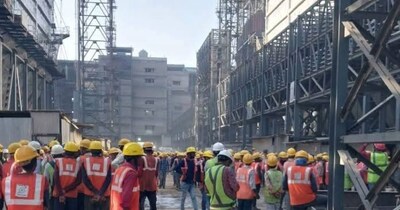 सिंगरौली पावर प्लांट में मजदूर की मौत के बाद से तनाव की स्थिति बनी हुई है.