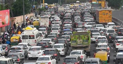 काल‍िंदी कुंज के ट्रैफ‍िक जाम से राहत म‍िलने वाली है सरकार काल‍िंदी कुंज से मथुरा रोड तक नई सड़क बनाएगी. 