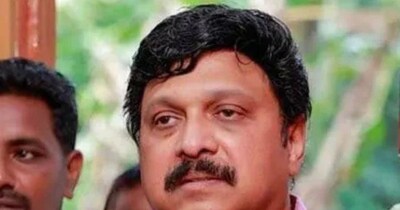 मंत्री की पत्‍नी का दावा है कि फोटो और वीडियो दोनों हैं.