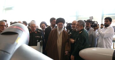 खामेनेई की ड्रोन सेना.