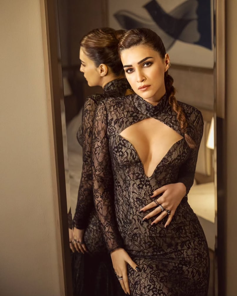 kriti sanon, cocktail 2, kriti sanon photos, kriti sanon cocktail 2, kriti sanon glamorous looks, कृति सेनन, कृति सेनन फोटोज kriti sanon, cocktail 2, kriti sanon photos, kriti sanon cocktail 2, kriti sanon glamorous looks, कृति सेनन, कृति सेनन फोटोज