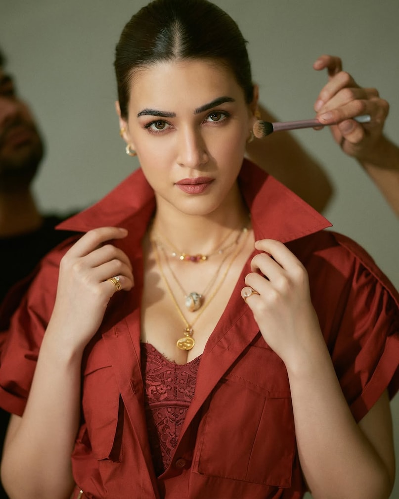 kriti sanon, cocktail 2, kriti sanon photos, kriti sanon cocktail 2, kriti sanon glamorous looks, कृति सेनन, कृति सेनन फोटोज kriti sanon, cocktail 2, kriti sanon photos, kriti sanon cocktail 2, kriti sanon glamorous looks, कृति सेनन, कृति सेनन फोटोज