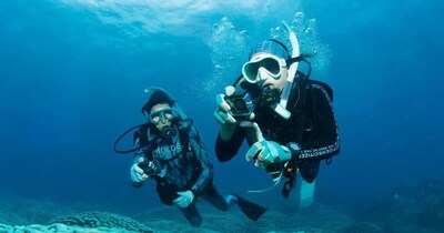 Mother-Daughter Duo Discovers Giant Coral in Great Barrier Reef; Scientists Hide Location