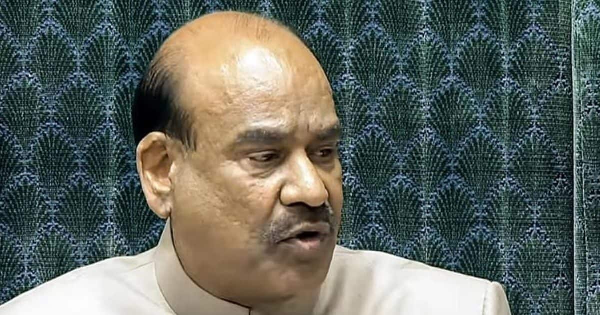 Parliament Session Live: स्पीकर की कुर्सी पर बैठे ओम बिरला, सदन 12 बजे तक स्थगित