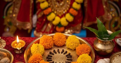 गरीबी मिटाने के लिए महाअष्टमी पर ये काम जरूर करें. फोटो AI