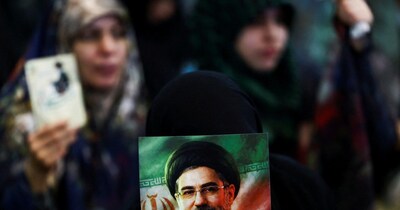 क्या जिंदा है मोजतबा खामेनेई या पर्दे के पीछे से IRGC चला रही है हुकूमत? (File Photo : Reuters)