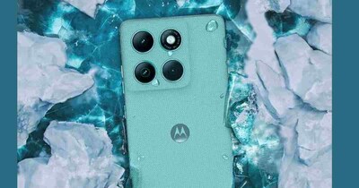 Flipkart पर Motorola फोन की कीमत में गिरावट हुई है.