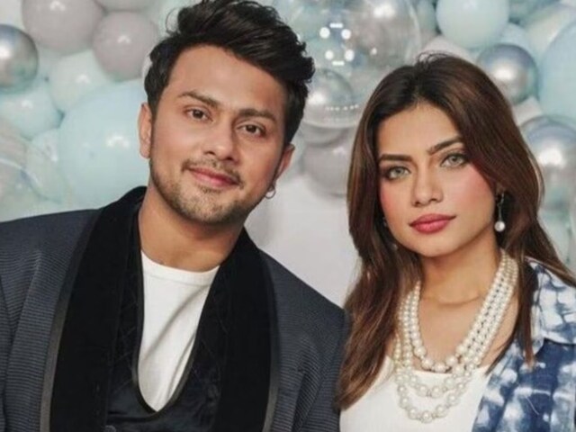 Awez Darbar gave hint of breakup, Nagma remained missing from boyfriend's birthday