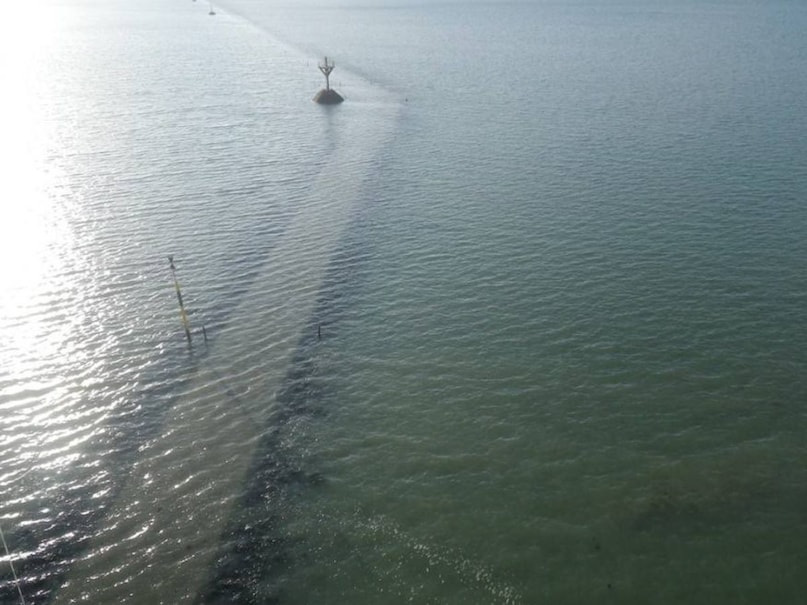 Passage du Gois, पैसेज डू गोइस, France unique road, फ्रांस की अनोखी सड़क, tidal road, ज्वारीय सड़क, Noirmoutier Island, नोइरमौतिए द्वीप