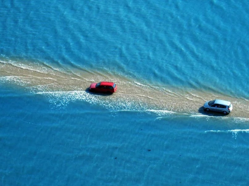 Passage du Gois, पैसेज डू गोइस, France unique road, फ्रांस की अनोखी सड़क, tidal road, ज्वारीय सड़क, Noirmoutier Island, नोइरमौतिए द्वीप