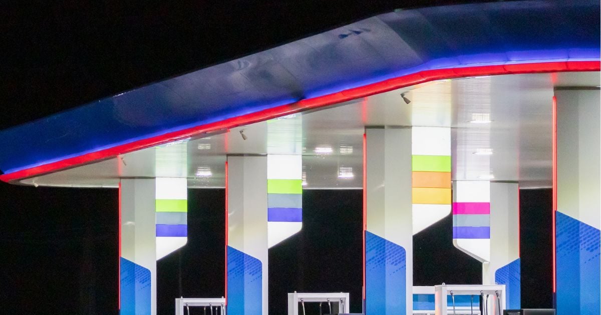 पेट्रोल पंप वालों के लिए भी खड़ी हो गई मुसीबत, तेल कंपनियों ने लागू कर दिया नया नियम, आम आदमी पर भी होगा असर!