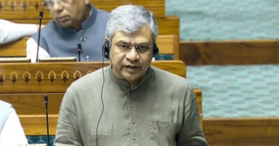 रेल मंत्री ने बताया कि सरकार ने रेलवे सुरक्षा को बढ़ाने के लिए 2025-26 में 1.17 लाख करोड़ रुपये आवंटित किए थे. 