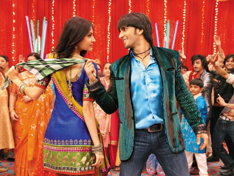 ranveer singh anushka sharma movies, anushka ranveer films, ranveer anushka movie list, ranveer singh anushka movies list, रणवीर सिंह अनुष्का शर्मा की फिल्में, अनुष्का रणवीर की फिल्में, रणवीर अनुष्का की फिल्में सूची, रणवीर सिंह अनुष्का की फिल्में सूची