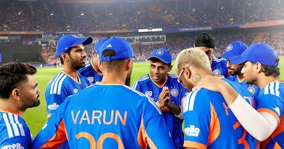 भारत बतौर डिफेंडिंग चैंपियन फाइनल में पहुंचने वाली पहली टीम