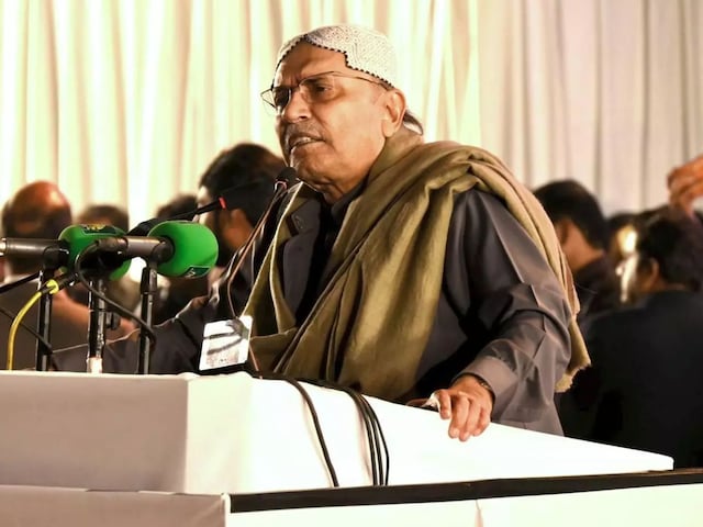 तालिबान से पिटा पाकिस्तान बन गया 'संत', जरदारी ने भारत से लगाई वार्ता की गुहार