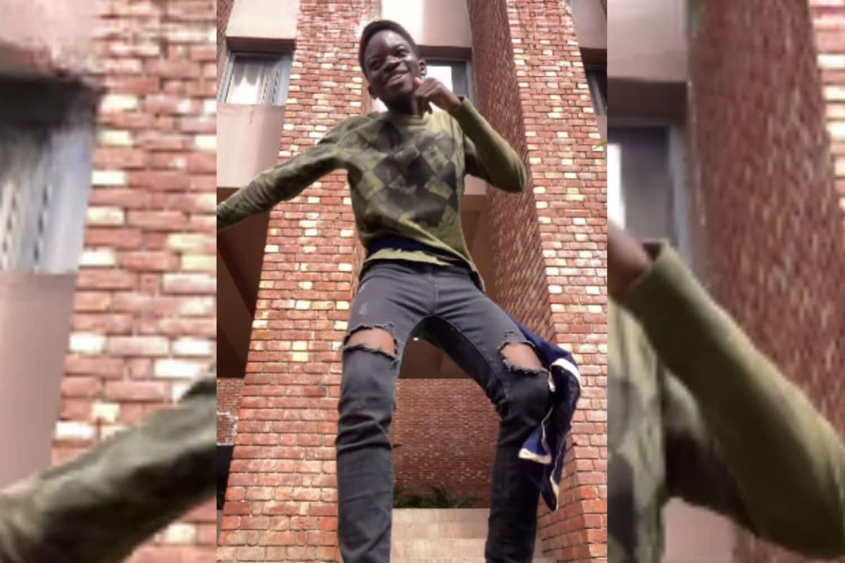 नाइजीरियन स्टूडेंट ने 'आंख ये तालिबानी' गाने पर लगाया ठुमका, डांस देख हरियाणा के बच्चे भी रह गए दंग!