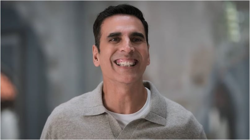 Akshay Kumar’s highly anticipated horror comedy Bhooth Bangla, directed by Priyadarshan, has finally hit theatres. It had special paid previews on April 16, 2026, followed by a full-fledged release on April 17. The film marks the duo’s reunion after over 14 years, generating significant buzz among fans. The film also stars Tabu, Paresh Rawal, Rajpal Yadav, Wamiqa Gabbi, Mithila Palkar, Jisshu Sengupta, and Asrani. The Akshay Kumar starrer has taken a decent start at the box office. With positive word of mouth, it is expected to witness steady growth in the coming days. If you loved watching Bhooth Bangla on the big screens, here are five horror-comedy movies that you can binge-watch over the weekend!