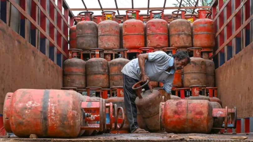 LPG booking, LPG booking new system, LPG booking number, LPG booking process, LPG booking status, एलपीजी बुकिंग स्‍टेटस, एलपीजी बुकिंग नंबर, एलपीजी बुकिंग सिस्‍टम, एलपीजी बुकिंग प्रोसेस