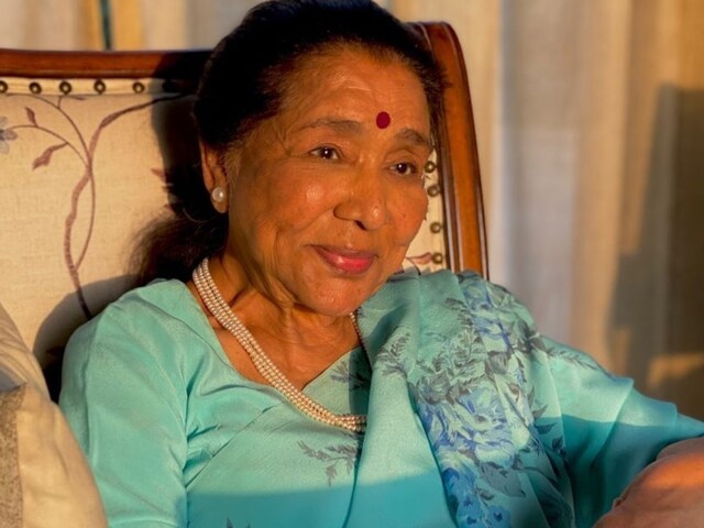 आशा भोसले ने जब गाया 'तौबा-तौबा', विक्की कौशल का हुक स्टेप कर लूट ली थी महफिल