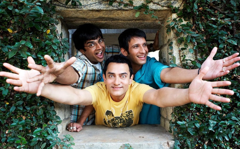 Best Bollywood Comedy Movies, Top 8 Evergreen Hindi Films, Must Watch Bollywood Comedies, Cult Classic Comedy Movies, Bollywood Comedy Films On OTT, बॉलीवुड कॉमेडी फिल्में, एवरग्रीन हिंदी फिल्में, बेहतरीन कॉमेडी मूवी लिस्ट, बॉलीवुड कल्ट क्लासिक, कॉमेडी मूवीज ओटीटी