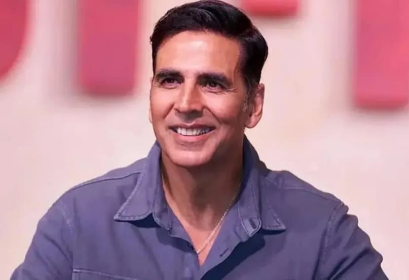 Akshay Kumar success story, Akshay Kumar first salary, Akshay Kumar martial arts coach, Akshay Kumar modeling break, Akshay Kumar movies, अक्षय कुमार का संघर्ष, अक्षय कुमार की पहली सैलरी, बॉलीवुड सुपरस्टार की कहानी, अक्षय कुमार बायोग्राफी, बिना गॉडफादर के सुपरस्टार