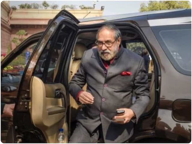 पश्चिम एशिया जंग से कांग्रेस में दो फाड़, राहुल से अलग हुई आनंद शर्मा की राह