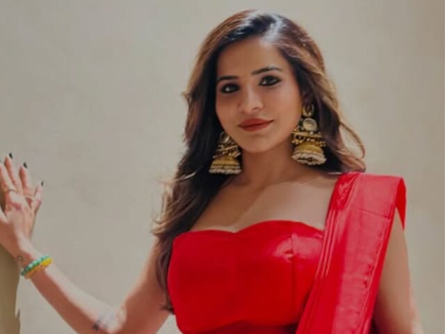 Actress pretends to marry, case registered for misappropriation of crores