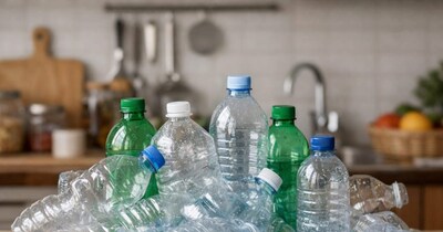 खाली प्लास्टिक बोतलों से बनाएं 9 कमाल के किचन हैक्स, बचाएं पैसा, घटाएं वेस्ट.