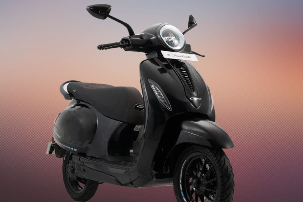 Bajaj Chetak हुआ अब और भी स्मार्ट! Google Maps और OTA अपडेट के साथ नई C Series लॉन्च