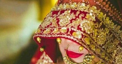 चौमूं पुलिस ने दोनों को गिर.फ्तार कर लिया है.