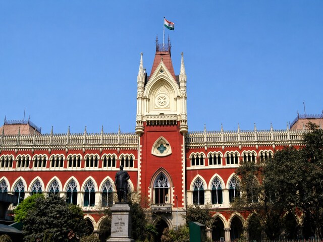 बांग्लादेश सीमा पर बाड़बंदी में ढिलाई देख भड़के जज, अफसर पर ₹25000 का जुर्माना