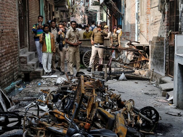 दिल्ली दंगा केस में कोर्ट का बड़ा फैसला, 10 आरोपियों को कर दिया बरी