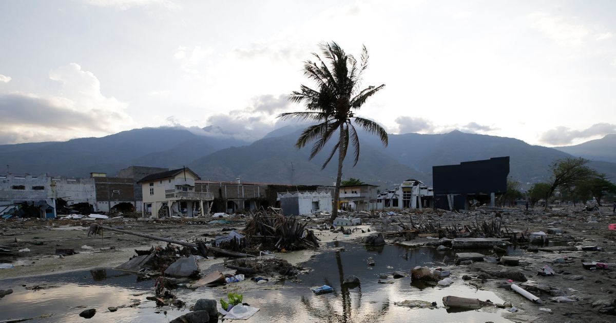 पहले 7.4 तीव्रता का भूकंप, फिर सुनामी और मौत…इंडोनेशिया में आया जलजला, कहां तबाही का खतर