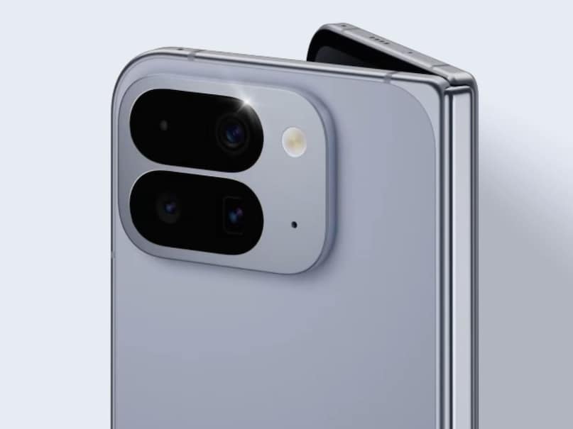 If you are thinking of buying a great Android phone then this is the right opportunity for you. This is because Google Pixel 10 Pro Fold is currently available with a discount, which can be a good opportunity for people thinking of buying a foldable phone. This phone was earlier launched at ₹ 1,72,999, but now its price has reduced with offers. If you are thinking of buying a great Android phone then this is the right opportunity for you. This is because Google Pixel 10 Pro Fold is currently available with a discount, which can be a good opportunity for people thinking of buying a foldable phone. This phone was earlier launched at ₹ 1,72,999, but now its price has reduced with offers.