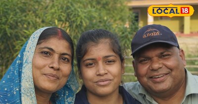 हार्ट अटैक ने छीना सब कुछ, फिर भी वैष्णवी ने 467 अंक लाकर फहराया परचम.