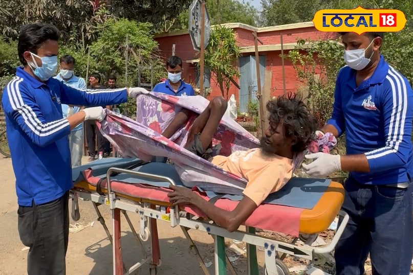 patna road accident help, patna youth saved life, pmch patna treatment, being helper foundation patna, danapur accident news, bihar human story, emergency ambulance service patna, social work patna, injured man rescue bihar, humanitarian work patna, पटना रोड एक्सीडेंट मदद, पटना युवाओं ने बचाई जान, पीएमसीएच पटना इलाज, बीइंग हेल्पर फाउंडेशन पटना, दानापुर हादसा खबर, बिहार मानवता की मिसाल, पटना एम्बुलेंस सेवा, सामाजिक कार्य पटना, घायल व्यक्ति रेस्क्यू बिहार, इंसानियत की कहानी बिहार patna road accident help, patna youth saved life, pmch patna treatment, being helper foundation patna, danapur accident news, bihar human story, emergency ambulance service patna, social work patna, injured man rescue bihar, humanitarian work patna, पटना रोड एक्सीडेंट मदद, पटना युवाओं ने बचाई जान, पीएमसीएच पटना इलाज, बीइंग हेल्पर फाउंडेशन पटना, दानापुर हादसा खबर, बिहार मानवता की मिसाल, पटना एम्बुलेंस सेवा, सामाजिक कार्य पटना, घायल व्यक्ति रेस्क्यू बिहार, इंसानियत की कहानी बिहार