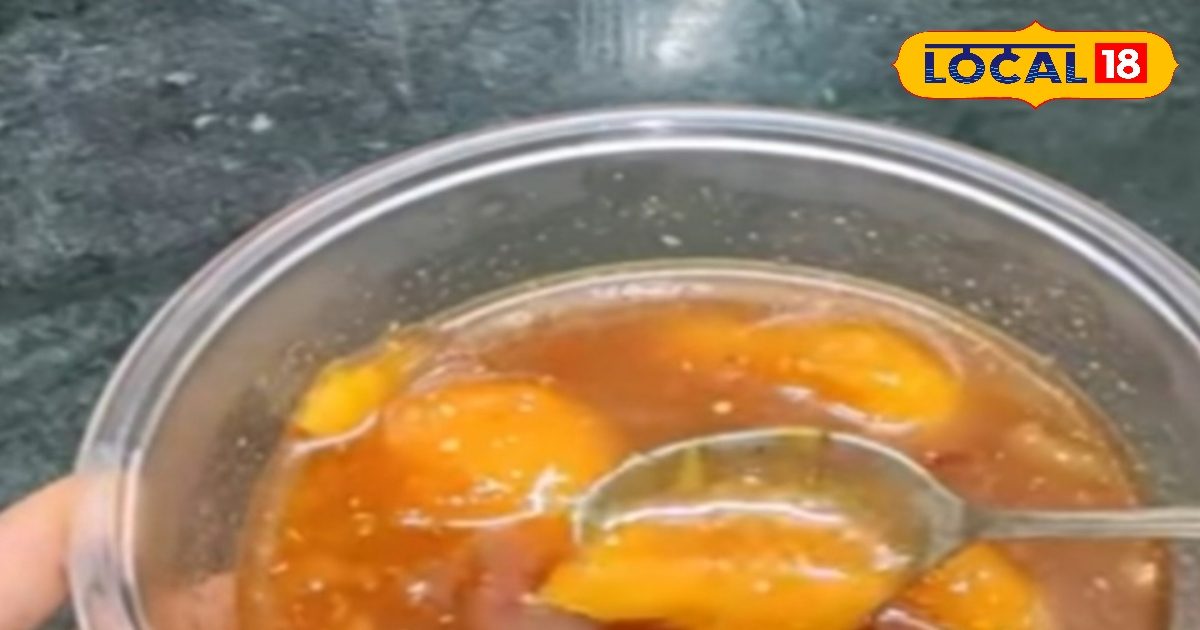 कच्चे आम से बनाएं आमझोरा! तेल-मसाले से है फ्री, सेहत के लिए बहुत फायदेमंद