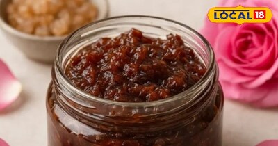 महंगी क्रीम छोड़िए, चेहरे पर कुदरती निखार के लिए रोज खाएं गुलाब से बना गुलकंद