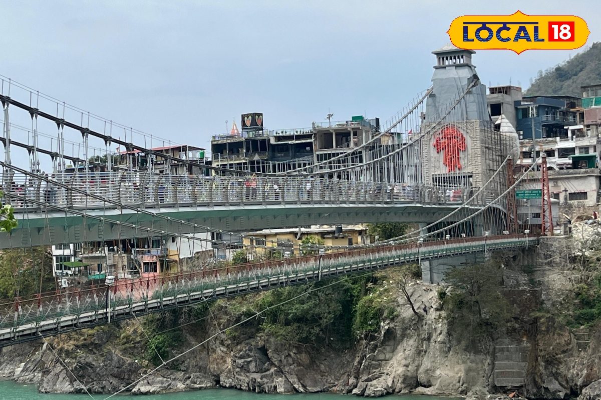 Lakshman Jhula Story : मैं वही लक्ष्मण झूला हूं, जहां कभी भीड़ उमड़ती थी, आज सन्नाटा मेरा हाल पूछता है, हर दौर देखा है मैंने