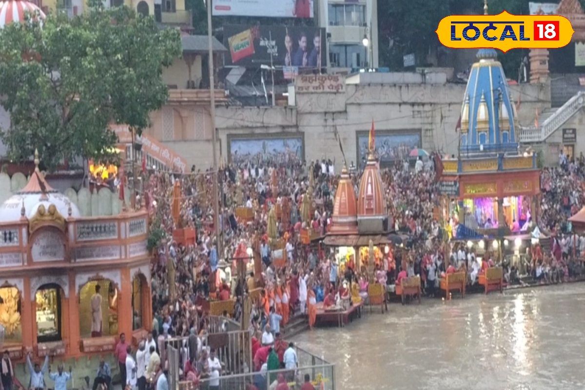 Haridwar Visit: गंगा स्नान के बाद यहां जरूर जाएं! हरिद्वार के इन मंदिरों और सिद्ध पीठों के बिना अधूरी है आपकी यात्रा
