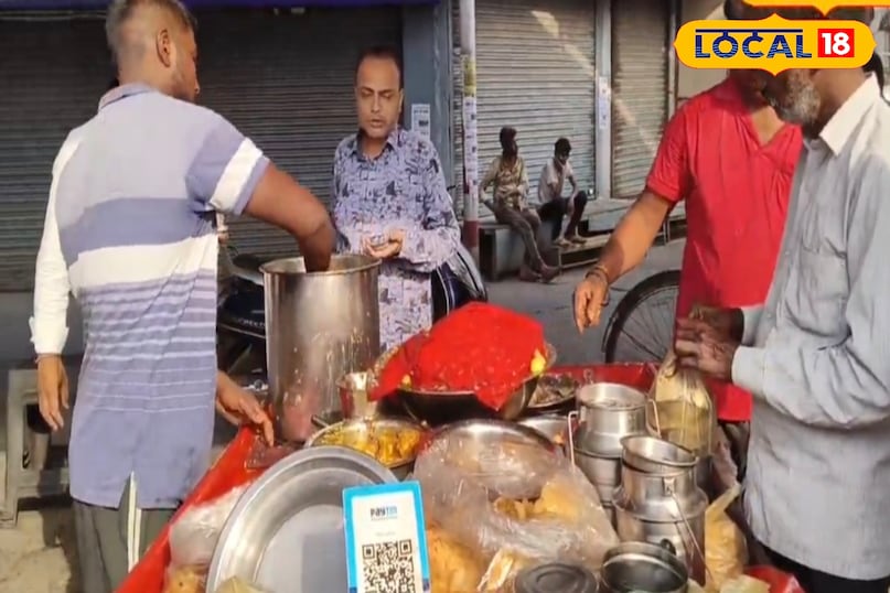 सुबह के वक्त मिलने वाले पानी के बताशे.
