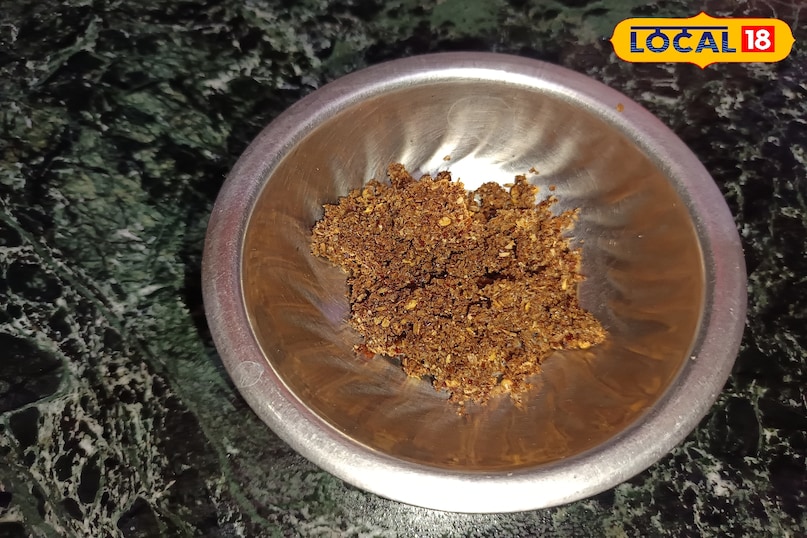 गांव की स्वादिष्ट थाली