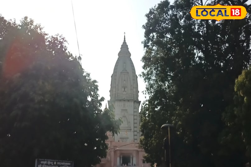 दो चरणों में हुआ शिखर का निर्माण काम